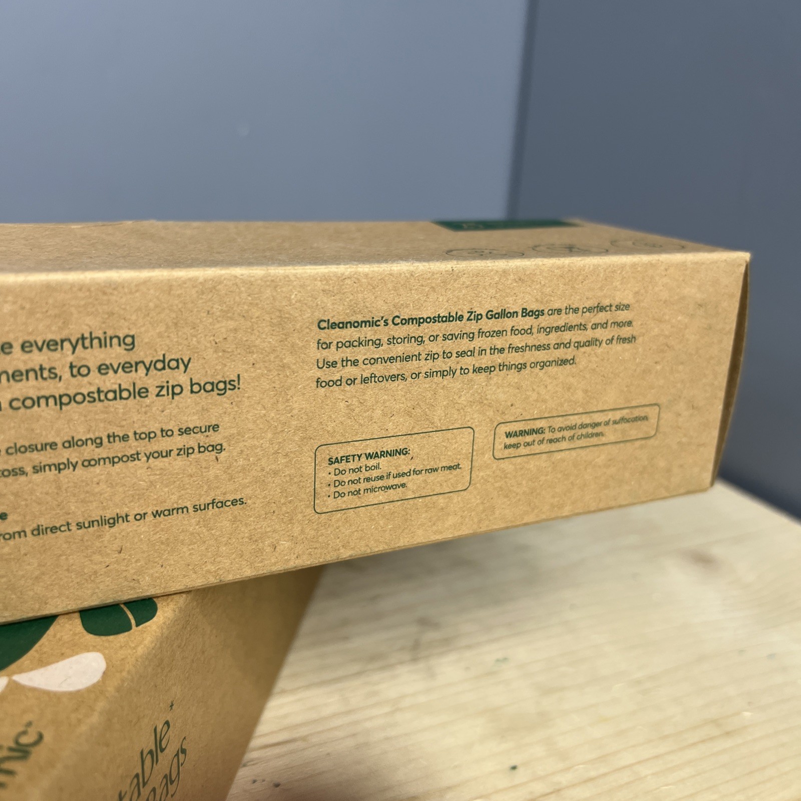 (2) Cleanomic Compostable* Gallon Size Food Storage Bags (25 Eco Zip) Freezer