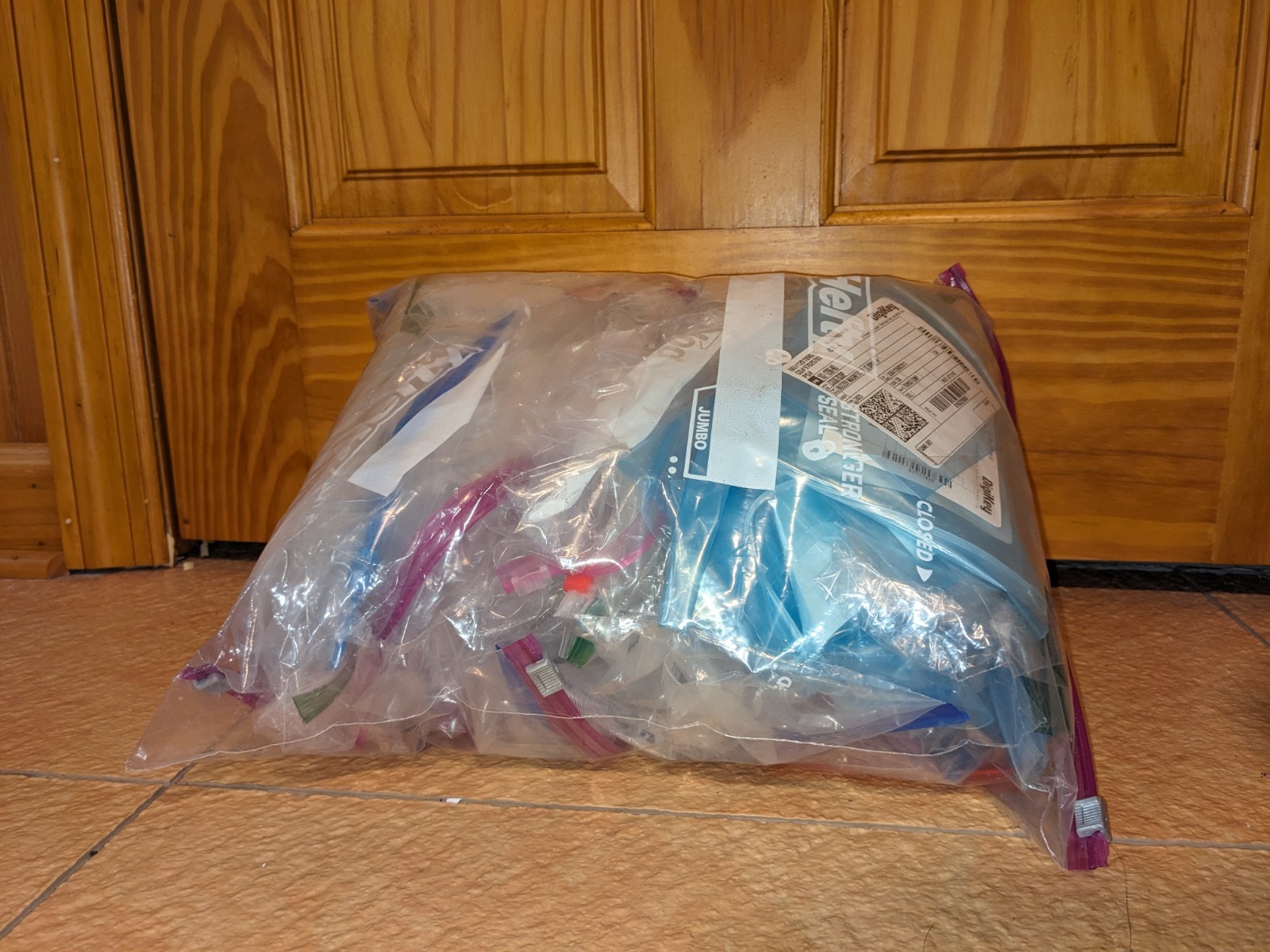 1 lb Bag Of “Ziploc” Bags